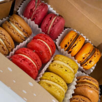 Box of 12 Christmas Macarons – Favourite Flavours